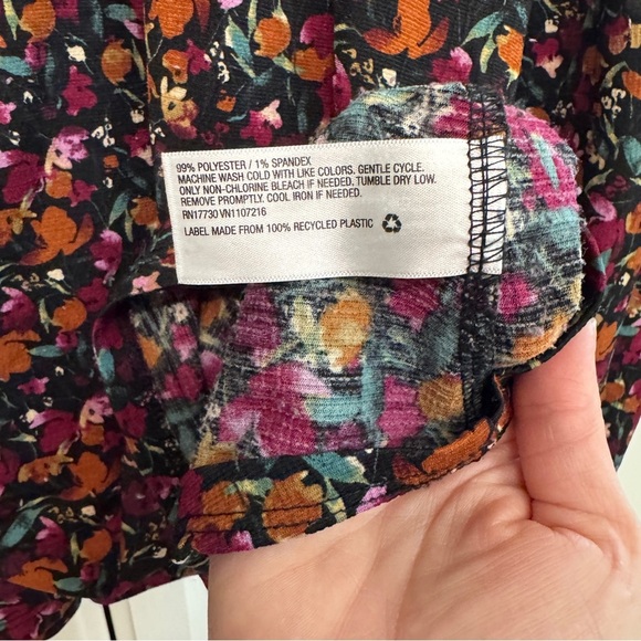 Ava & Viv Dark Floral Top. Cottagecore size X - Picture 4 of 5